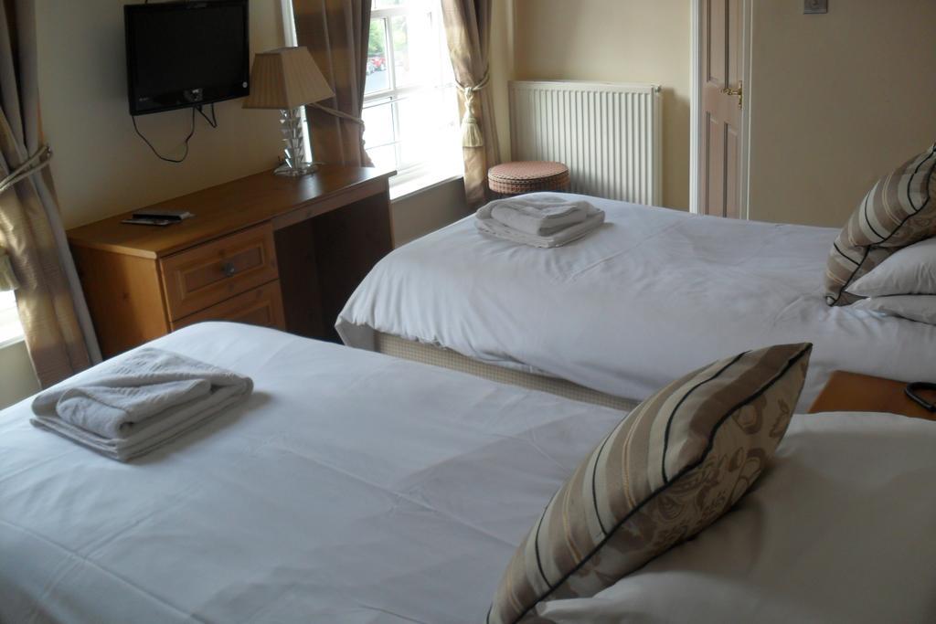 The Queen Hotel Todmorden Room photo