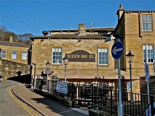 The Queen Hotel Todmorden Exterior photo